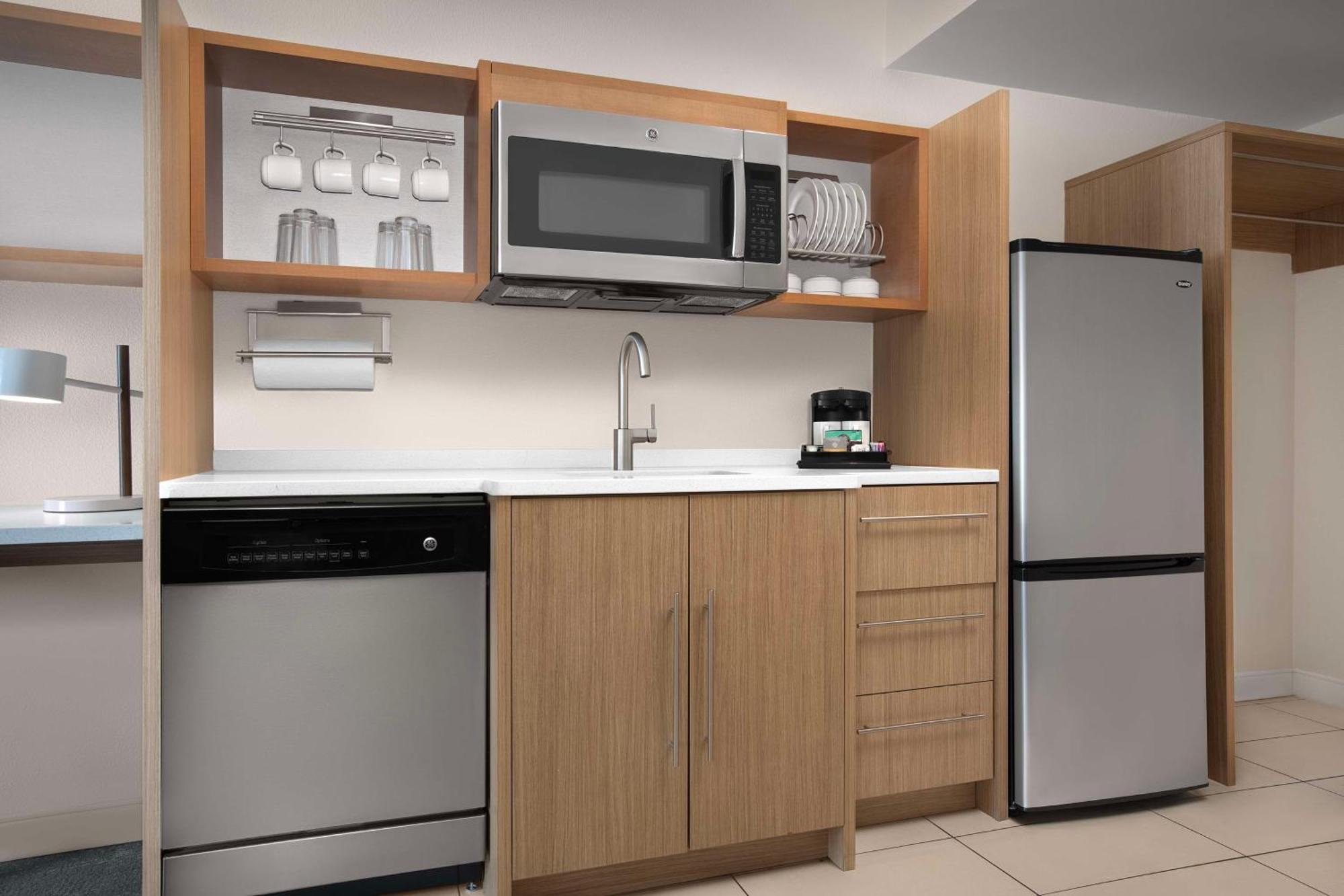 Home2 Suites By Hilton Eugene Downtown University Area Экстерьер фото