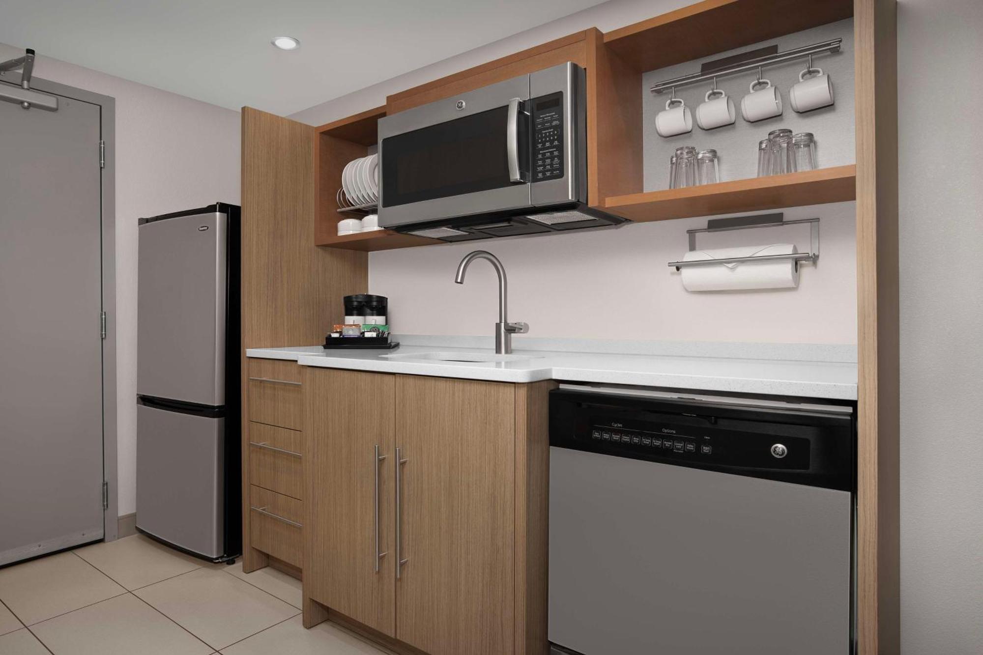 Home2 Suites By Hilton Eugene Downtown University Area Экстерьер фото
